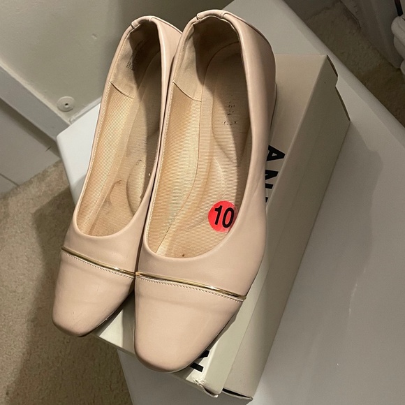 Shoes - Picture 1 of 1